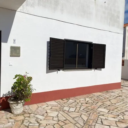 아파트 Swordfish House *