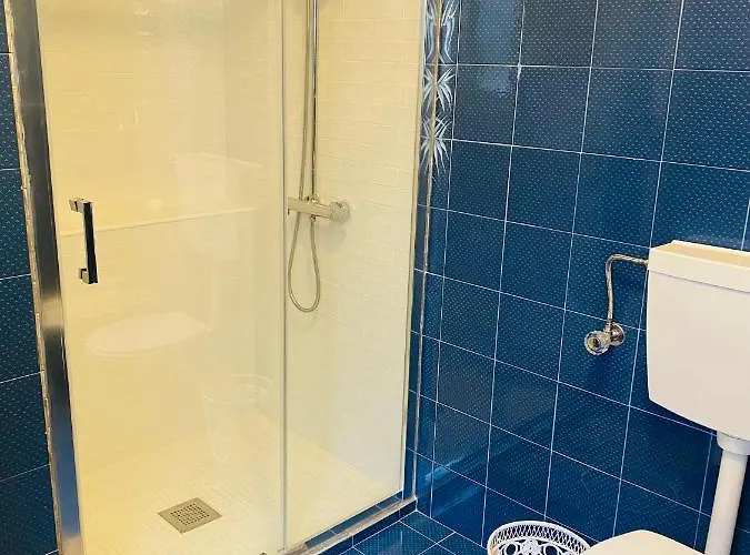 Swordfish House 아파트 *